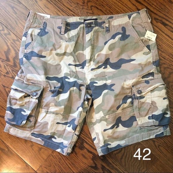 AEROPOSTALE Mens Camouflage Longer Length Cargo Shorts Size 42
